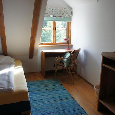 Hotel Schwarzer Adler Ερλάνγκεν Δωμάτιο φωτογραφία