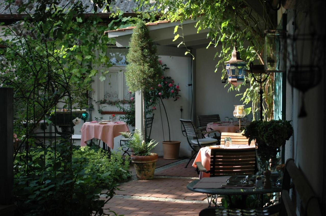Hotel Schwarzer Adler Ερλάνγκεν Εξωτερικό φωτογραφία